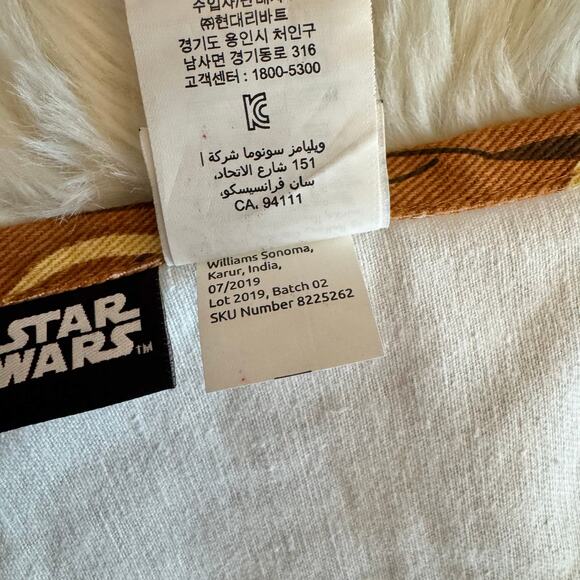 Kid's Star Wars x Williams Sonoma Chewbacca Abstract Adjustable Apron - Picture 11 of 12